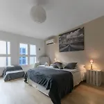 Maison Russie - Grande Maison Climatisee Avec Parking Centre Prázdninový dům *