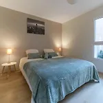 Maison Russie - Grande Maison Climatisee Avec Parking Centre Vichy