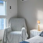 Maison Russie - Grande Maison Climatisee Avec Parking Centre Prázdninový dům *