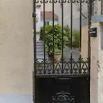 Maison Russie - Grande Maison Climatisee Avec Parking Centre Prázdninový dům