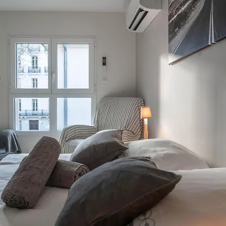Holiday home Maison Russie - Grande Maison Climatisee Avec Parking Centre Vichy