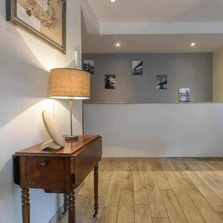 Maison Russie - Grande Maison Climatisee Avec Parking Centre Vichy
